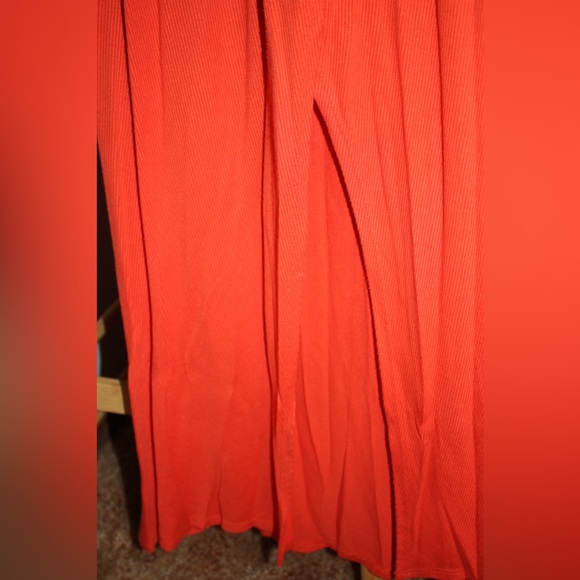 Women’s dress - Picture 4 of 5